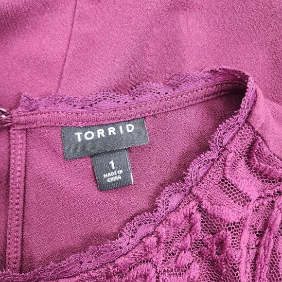 Torrid Lace Tshirt Womens Plus Size 1X 14/16 Studio Knit Lace Yoke Crew Neck Top - Picture 8 of 11